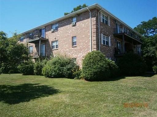 2nd image of 2 Karen Cir APT 9