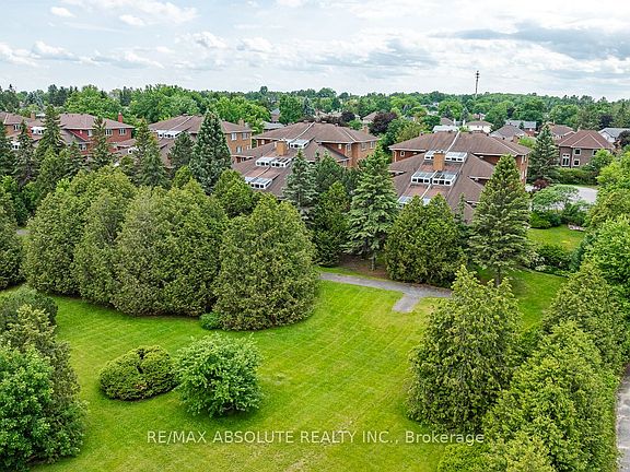 5th image of 206 Stratas Ct