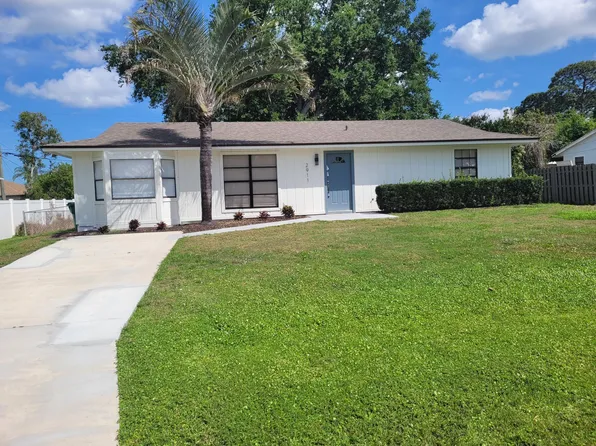 2911 SW Lucerne St, Port Saint Lucie, FL 34953