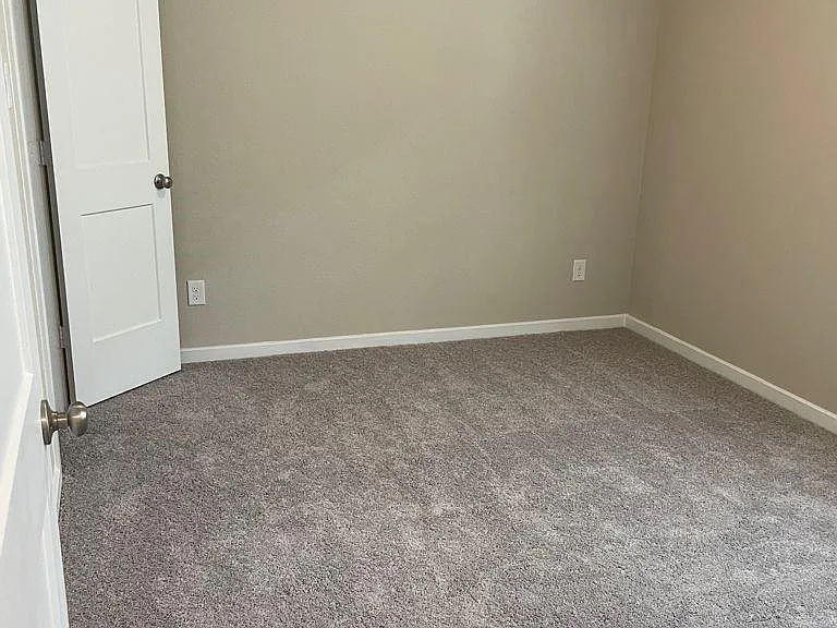 7912 Spring Run Dr — Photo 4