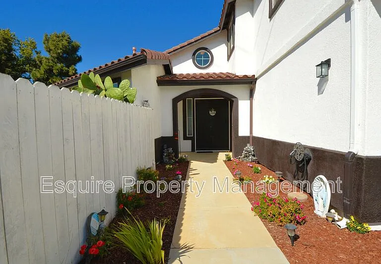 4510 El Corazon Ct — Photo 2