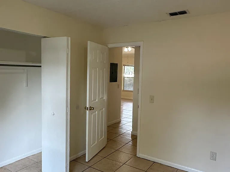 9406 N Hartts Dr #A — Photo 17