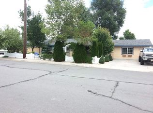 1907 Carriage Crest Dr, Carson City, NV