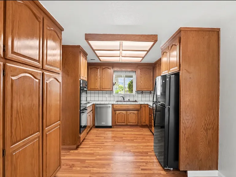 4997 Kenlar Dr — Photo 11