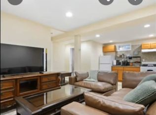 25937 Craft Ave, Rosedale, NY 11422