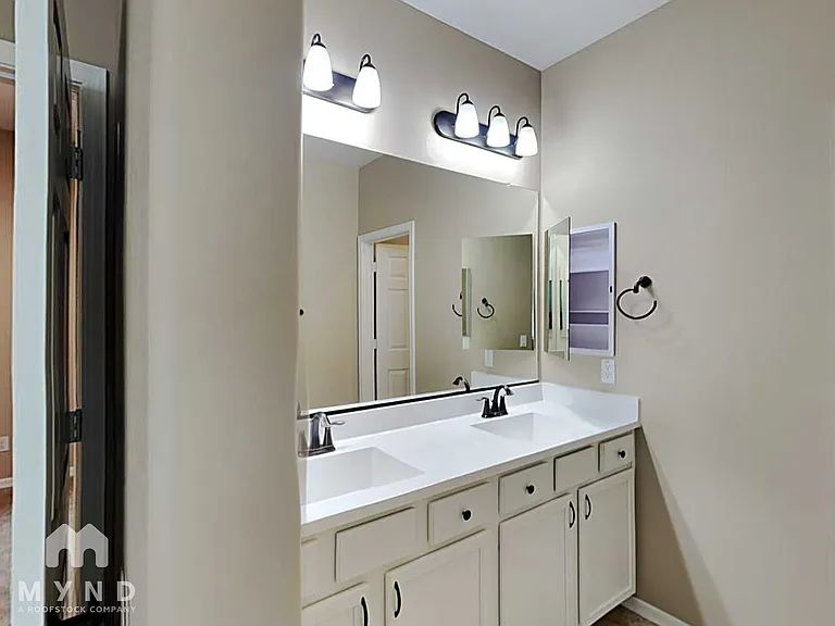 17694 W Mandalay Ln — Photo 14