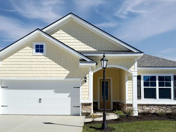 2122 Marietta Cir NW, Ash, NC 28420