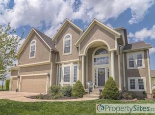 21714 W 100th St, Lenexa, KS 66220