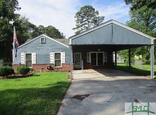 165 S Robin Hood Dr, Savannah, GA 31406