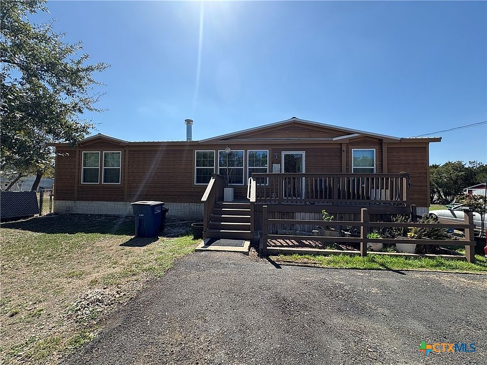 1st image of 371 Moosehead Rd