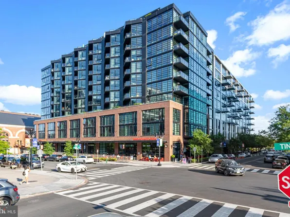 1300 4th St SE Unit 711, Washington, DC 20003