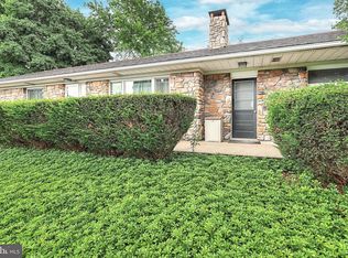 2621 Vireo Rd, York, PA 17403