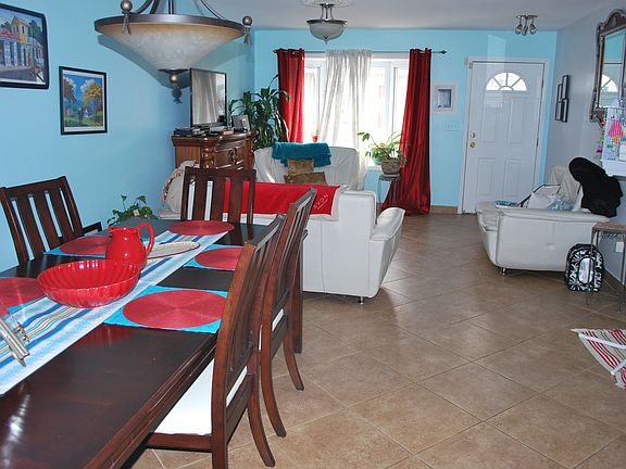 4th image of 19 Lyceum Ct