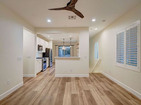 5th image of 5550 N 16th St APT 143