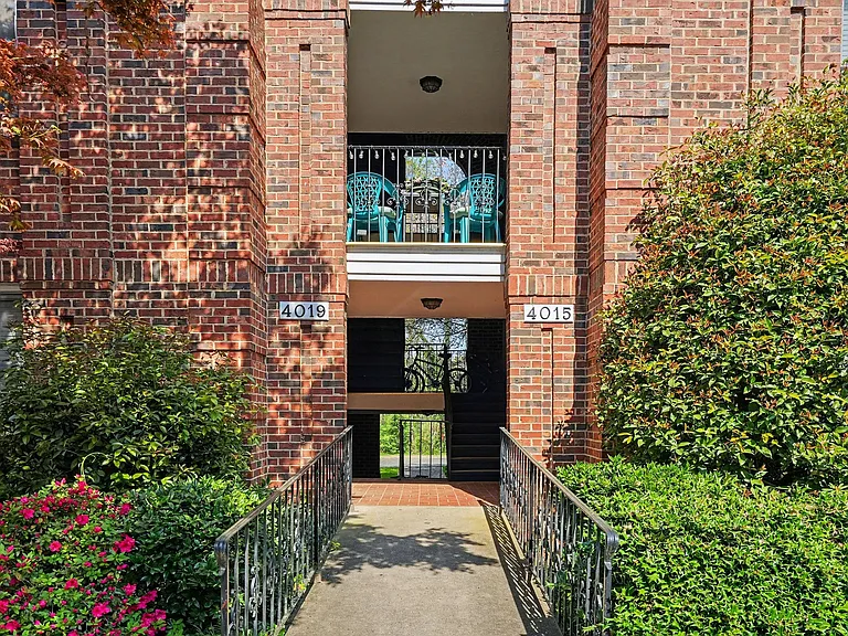 4019 Cranford Dr #C — Photo 3