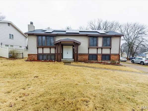 2345 Derhake Rd, Florissant, MO 63033