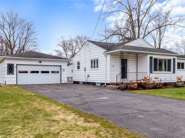 3115 Lyell Rd, Rochester, NY 14606