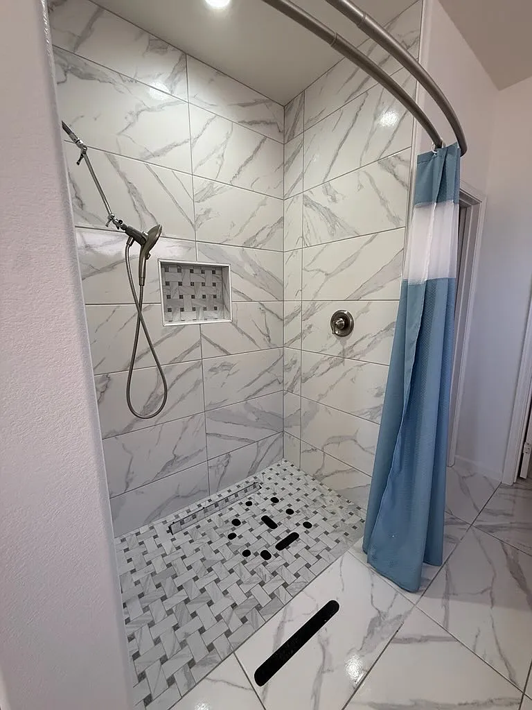 2 bed, 1366 sqft, $1,975 — Photo 1