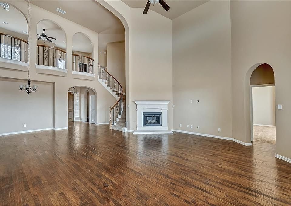 1st image of 3600 Biscayne Dr