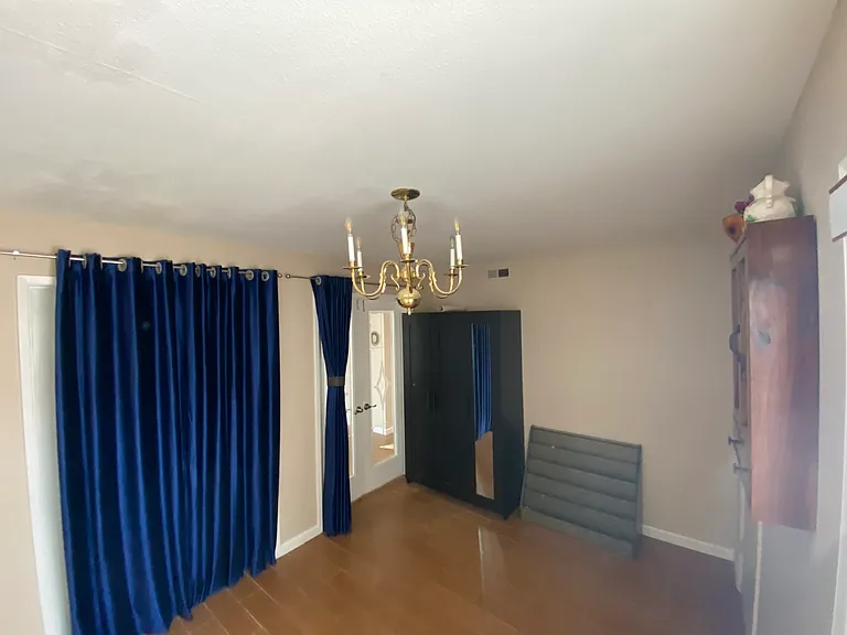 10695 Chinon Cir — Photo 5