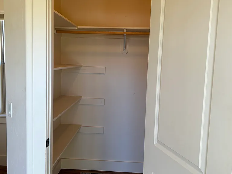 S McKay Pl — Photo 14