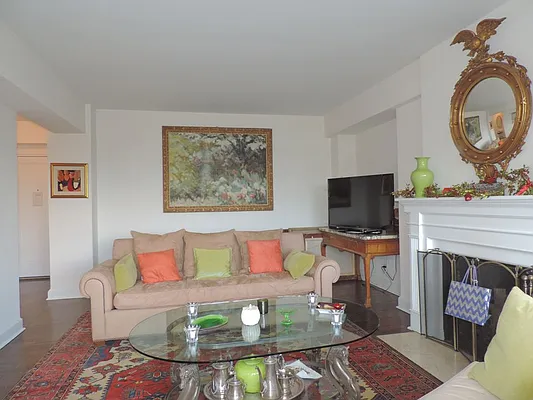 Rented by essential NEW YORK Real Estate | media 26