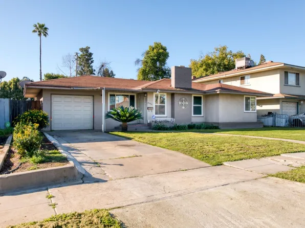 4592 E Cambridge Ave, Fresno, CA 93703