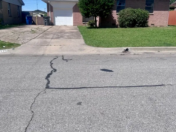 9775 E 4th St, Tulsa, OK 74128