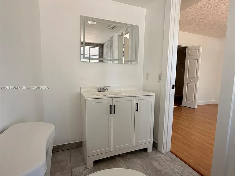 7000 NW 173rd Dr #1805 — Photo 25
