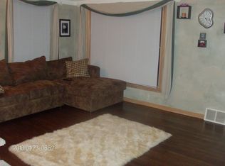 12112 Thraves Rd, Garfield, OH 44125