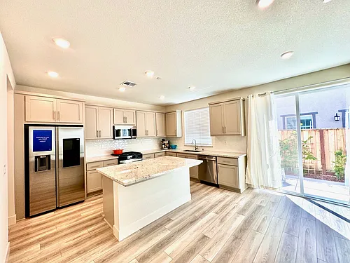 7253 Vinny Pl Photo 1