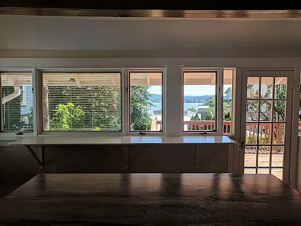 3 bed, 2400 sqft, $2,875 — Photo 3