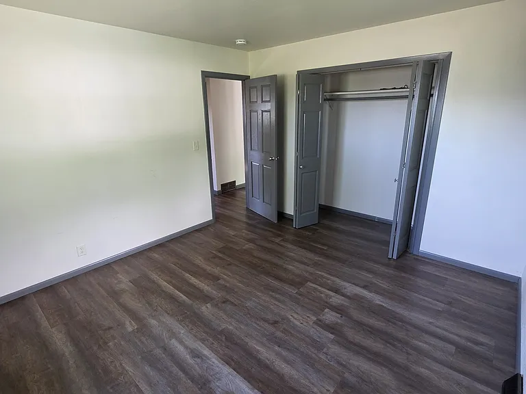 836 Brighton St — Photo 1