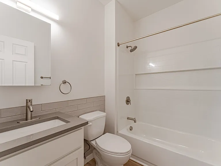 5430 Detroit Ave #103 — Photo 6
