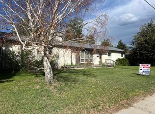 685 Cedar St, Lander, WY 82520
