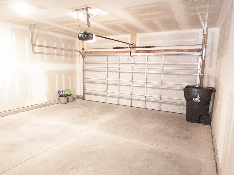 4244 Falls Oaks St — Photo 37
