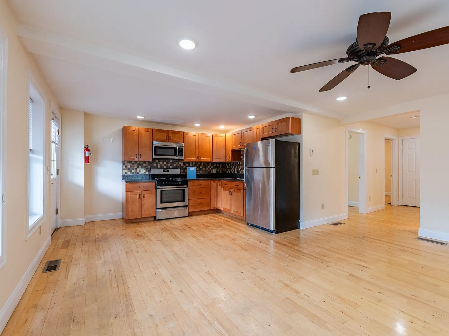 57 Hyde St — Photo 3