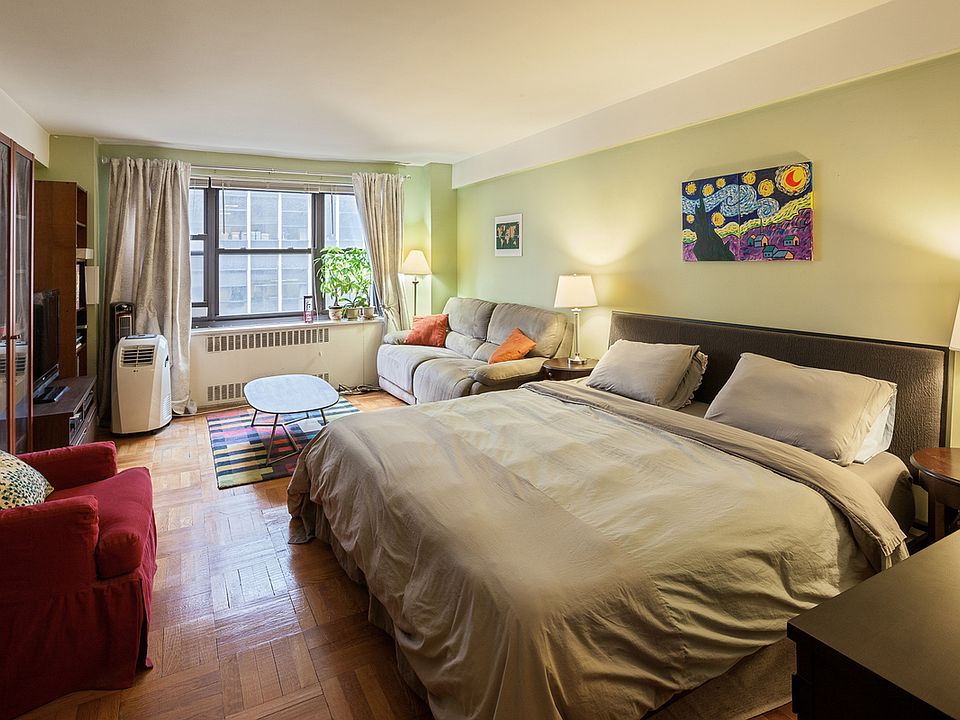 1st image of 135 E 54th St APT 7C