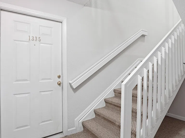 1335 Millbrook Trl — Photo 9
