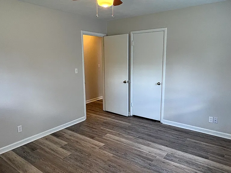 1706 Ashmoor Ln — Photo 25