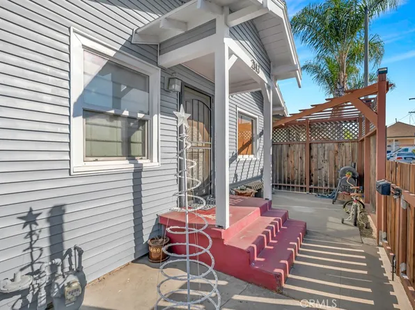 2143 E Spaulding Ct, Long Beach, CA 90804