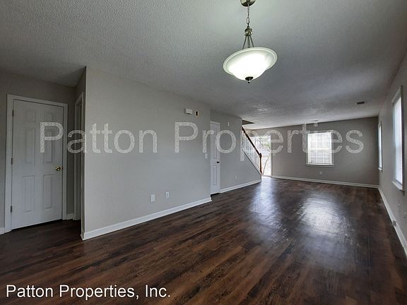 5th image of 108B Winterberry Ln