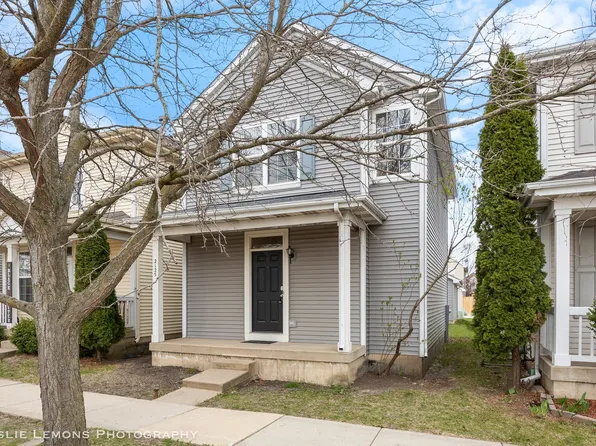 2125 Union Mill Dr, Aurora, IL 60503