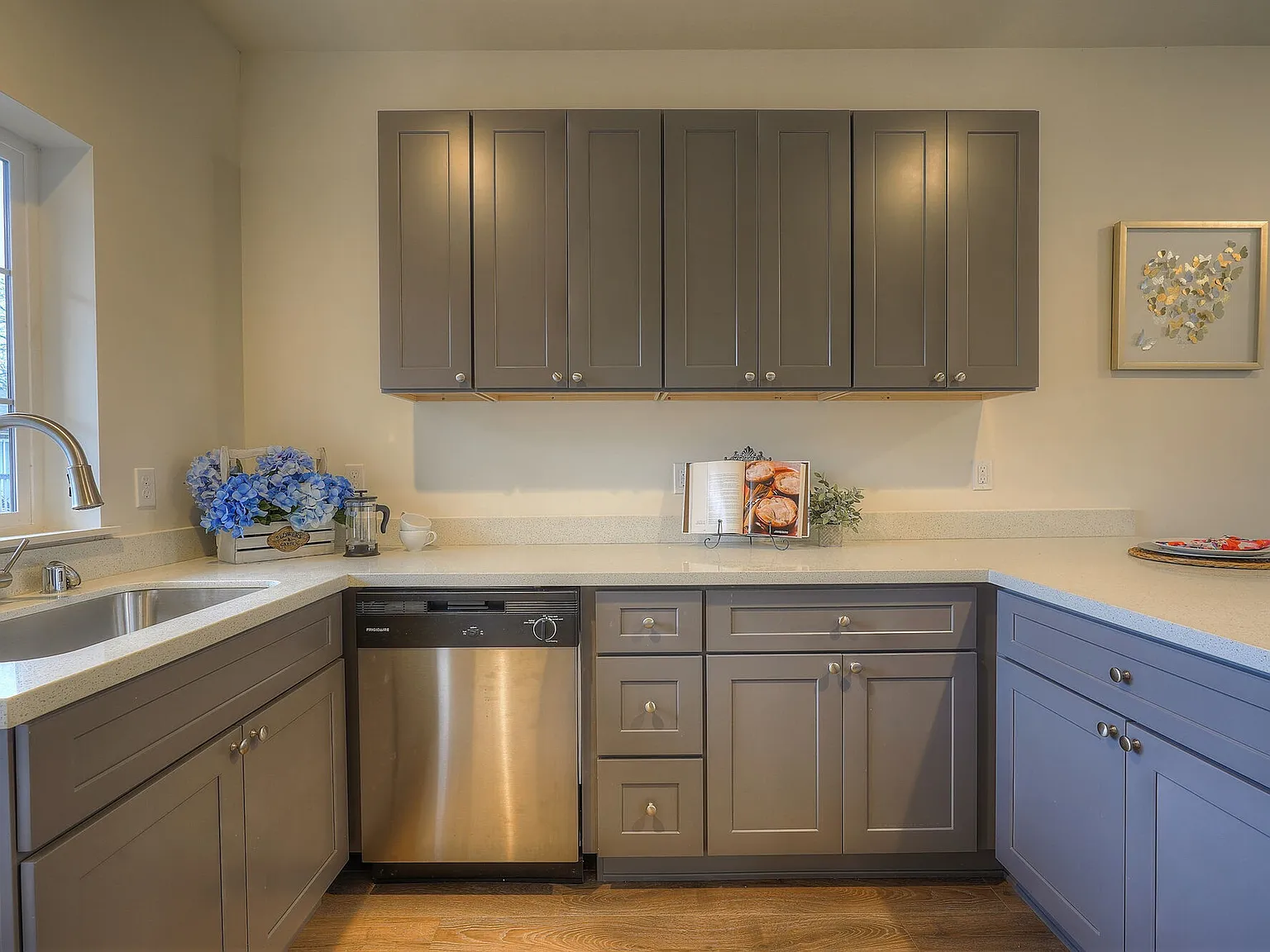 Rainier Terrace Townhomes — Photo 4