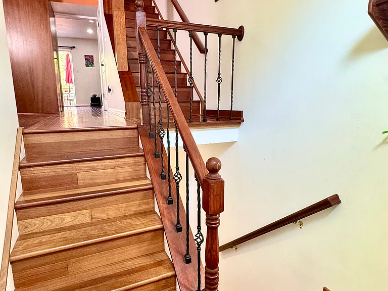 5203 Harbor Court Dr — Photo 3
