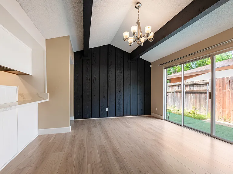 4903 Orchid Way — Photo 4