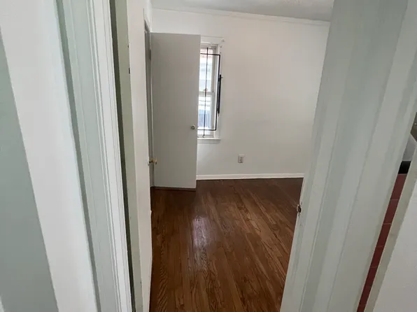 19926 Pelkey St, Detroit, MI 48205