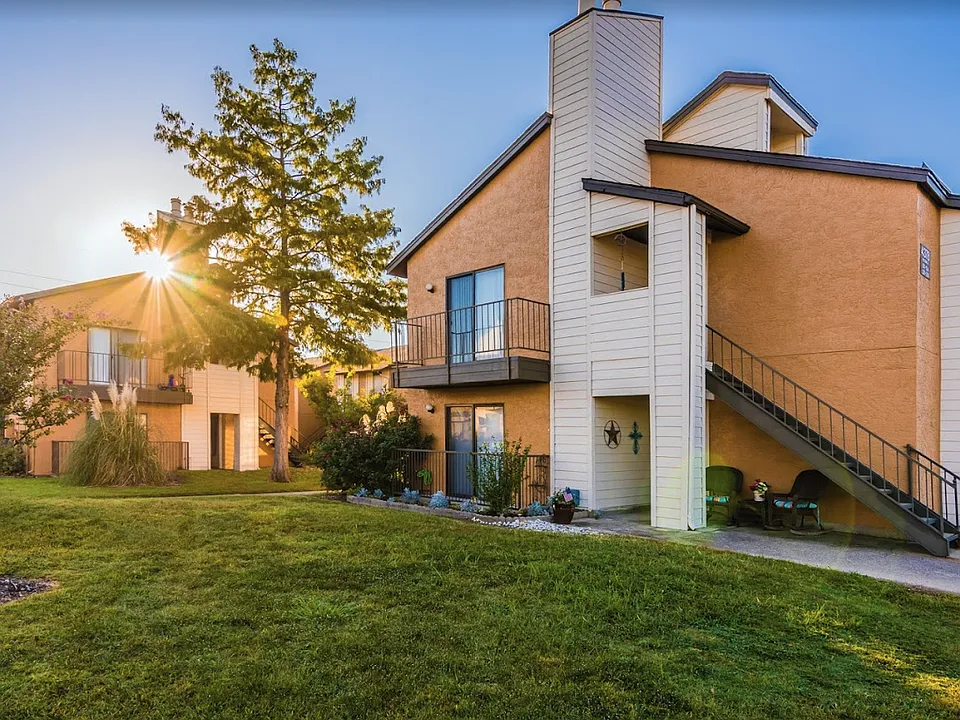 Amber Creek Apartments