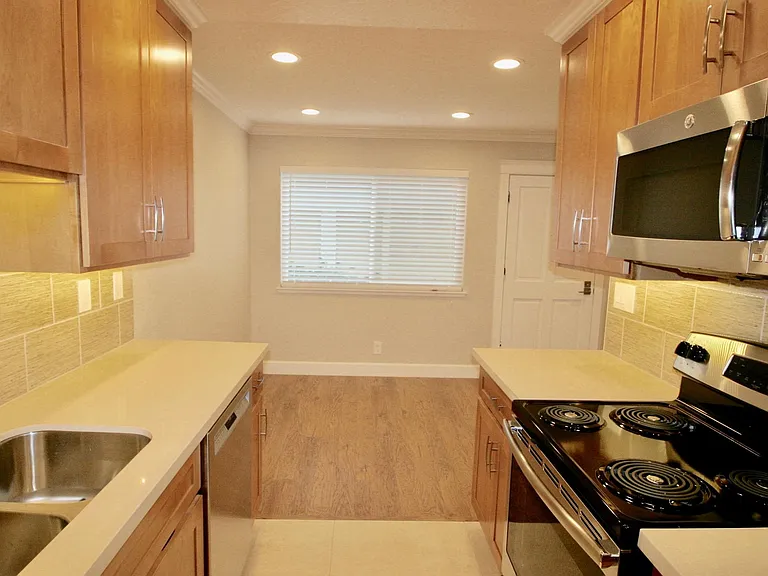Double stainless steel sink