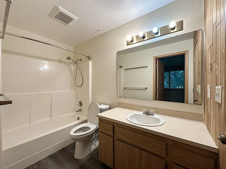 7646 Shilohwood Pl NW — Photo 17